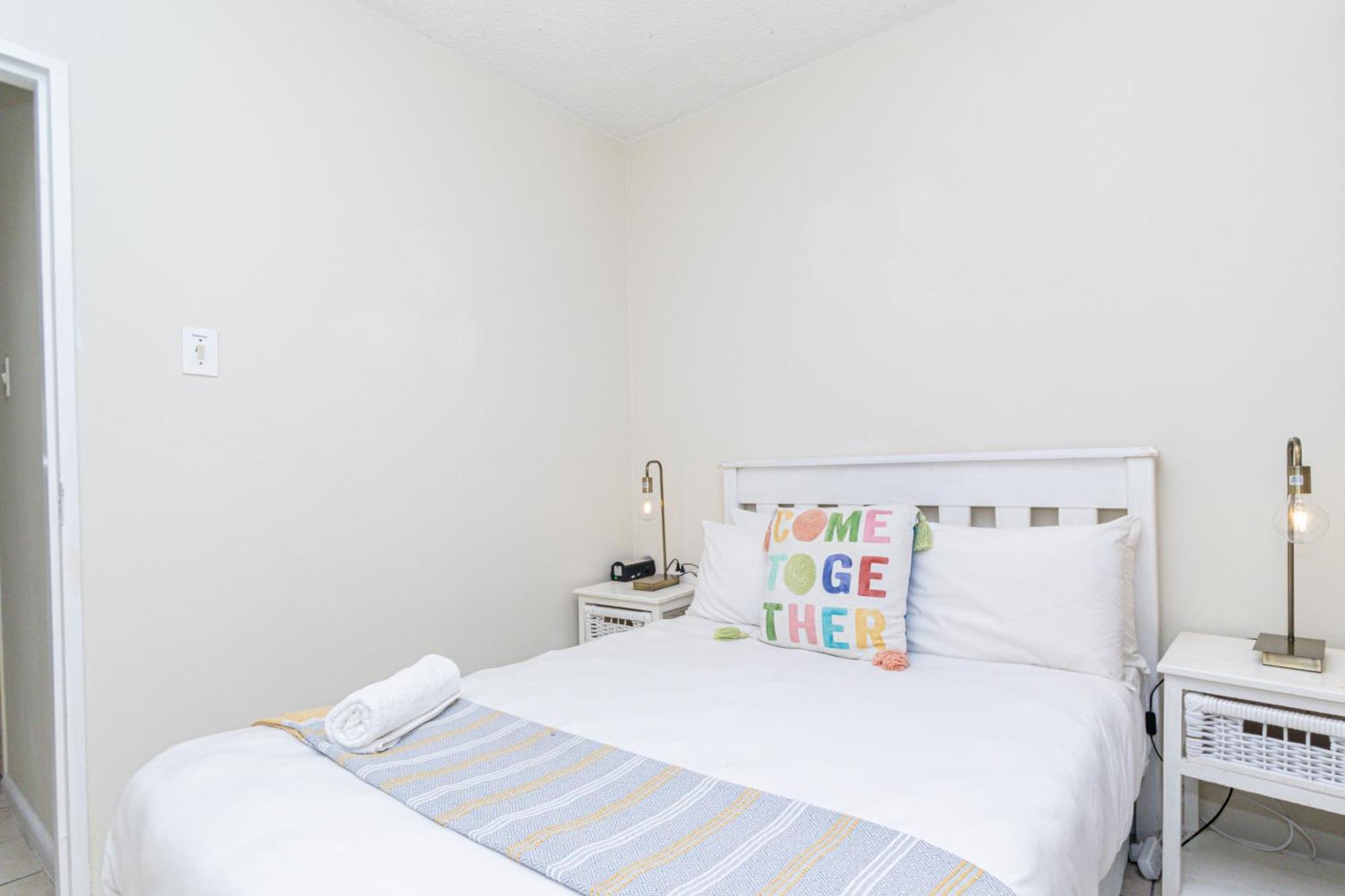 Modern Seaview Apartment Port Elizabeth Bagian luar foto