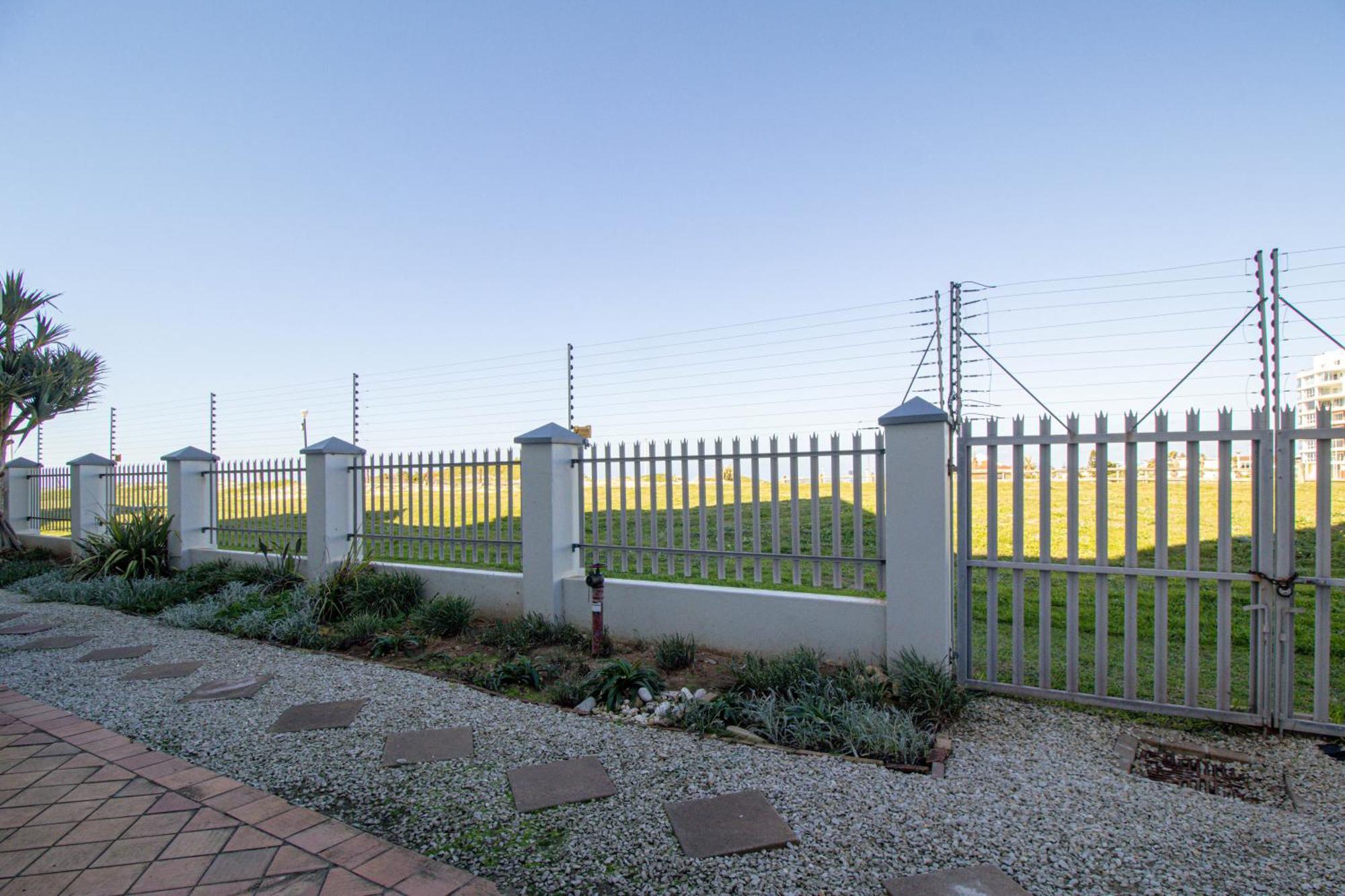 Modern Seaview Apartment Port Elizabeth Bagian luar foto