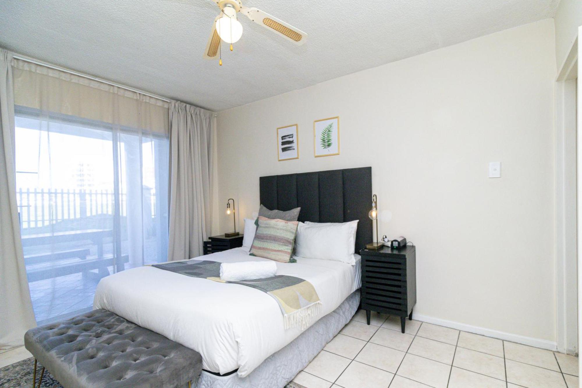 Modern Seaview Apartment Port Elizabeth Bagian luar foto